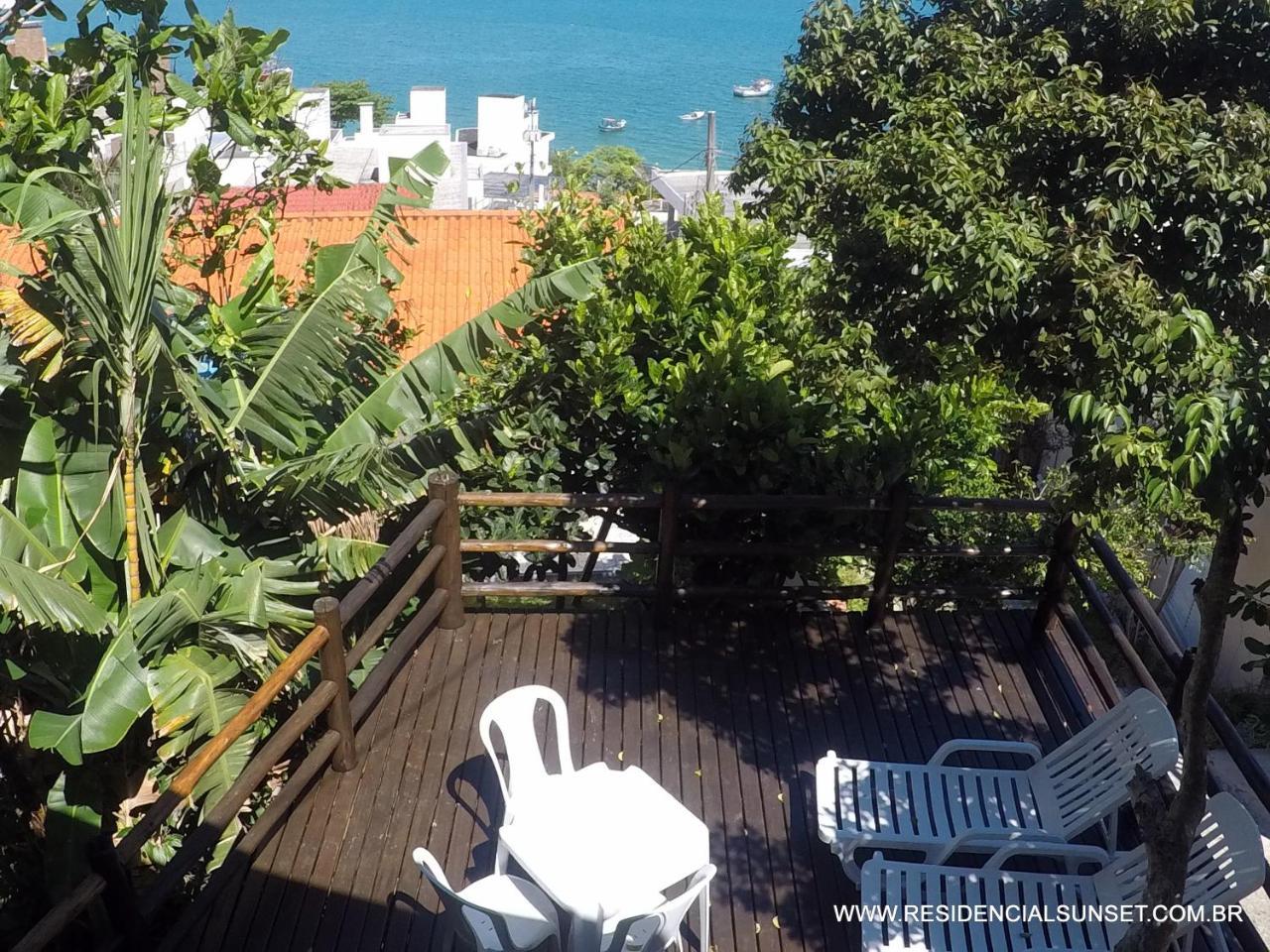 Residencial Sunset Aparthotel บอมบินญัส ภายนอก รูปภาพ