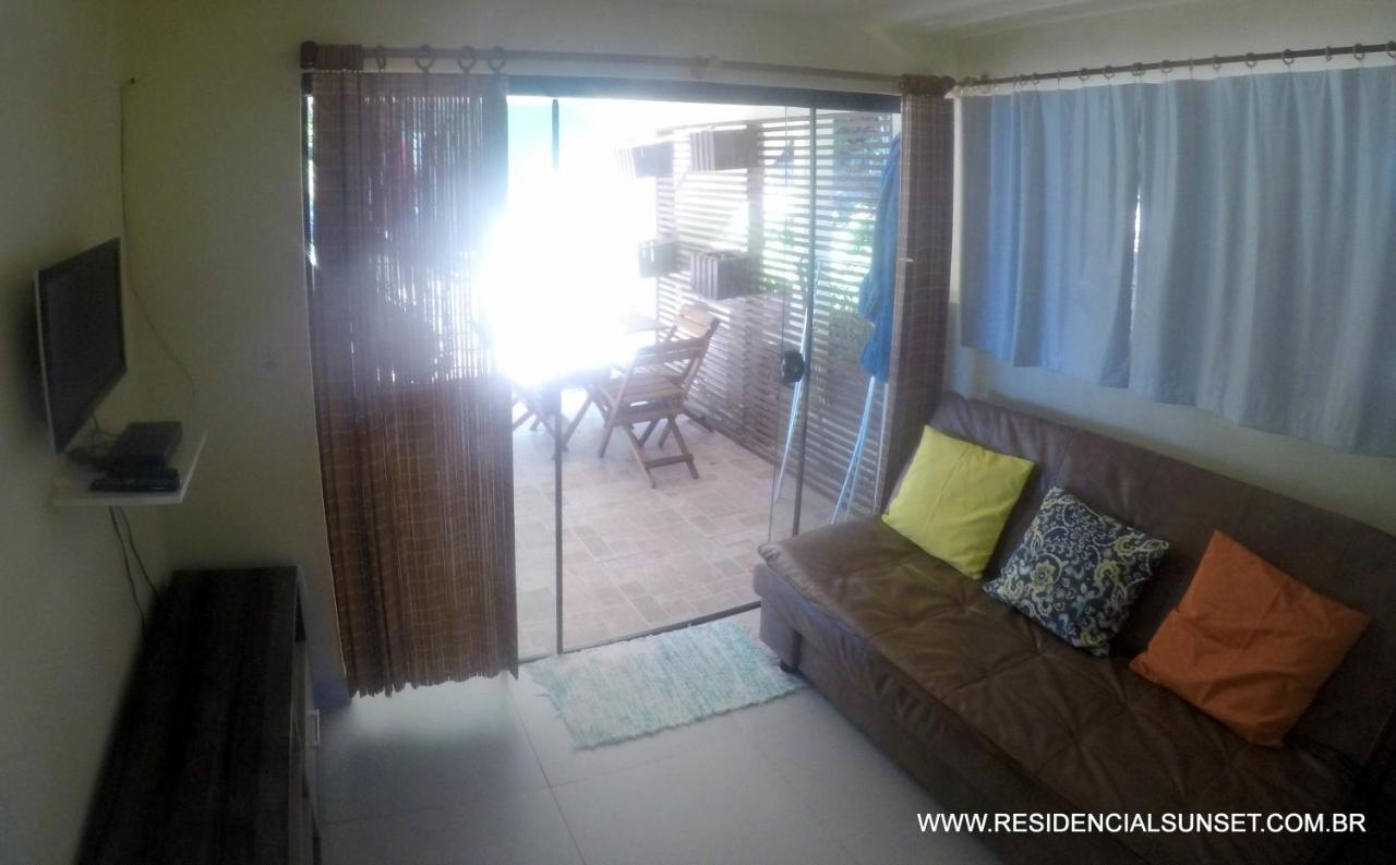 Residencial Sunset Aparthotel บอมบินญัส ภายนอก รูปภาพ