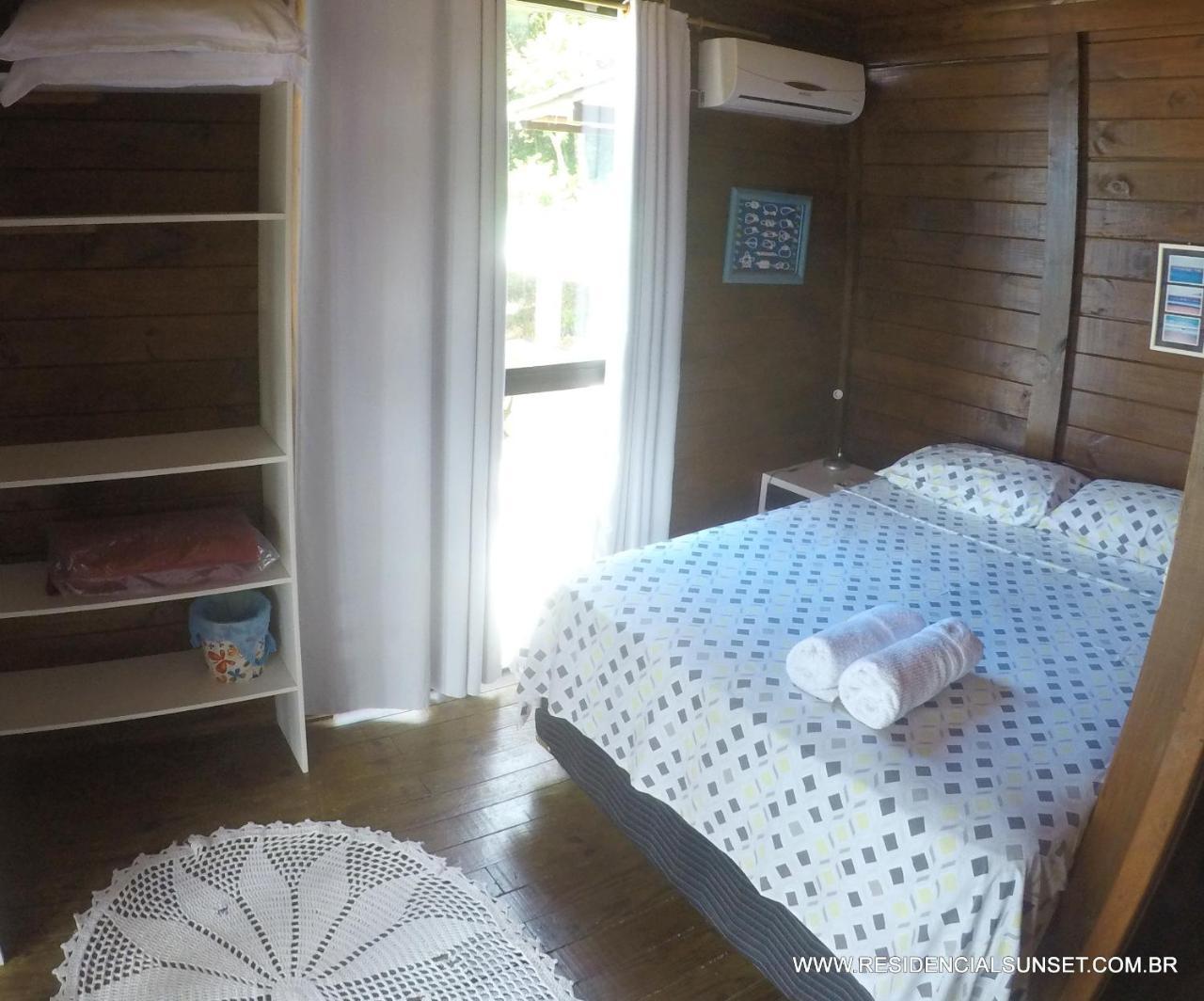 Residencial Sunset Aparthotel บอมบินญัส ภายนอก รูปภาพ